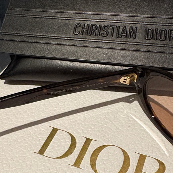 DiorPacific R1I Dior Sunglasses in tortoise